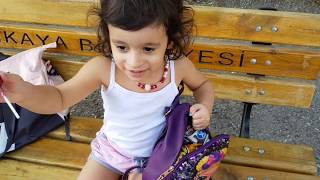 Minik Bebek İlaydanın Okul Çantasında Ne Var - Okula Dönüş -Çocuk Parodi