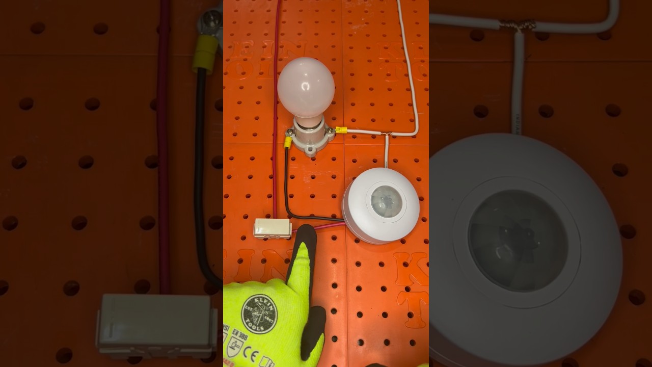 Como conectar un sensor de movimiento #electricidad #electricistas #tutorial #cableado