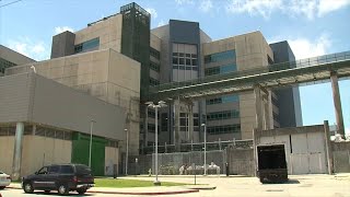 New Orleans jail employee arrested, accused of helping mass escape of inmates