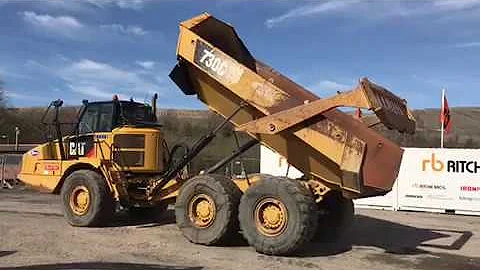Lot 143 2014 CAT 730C