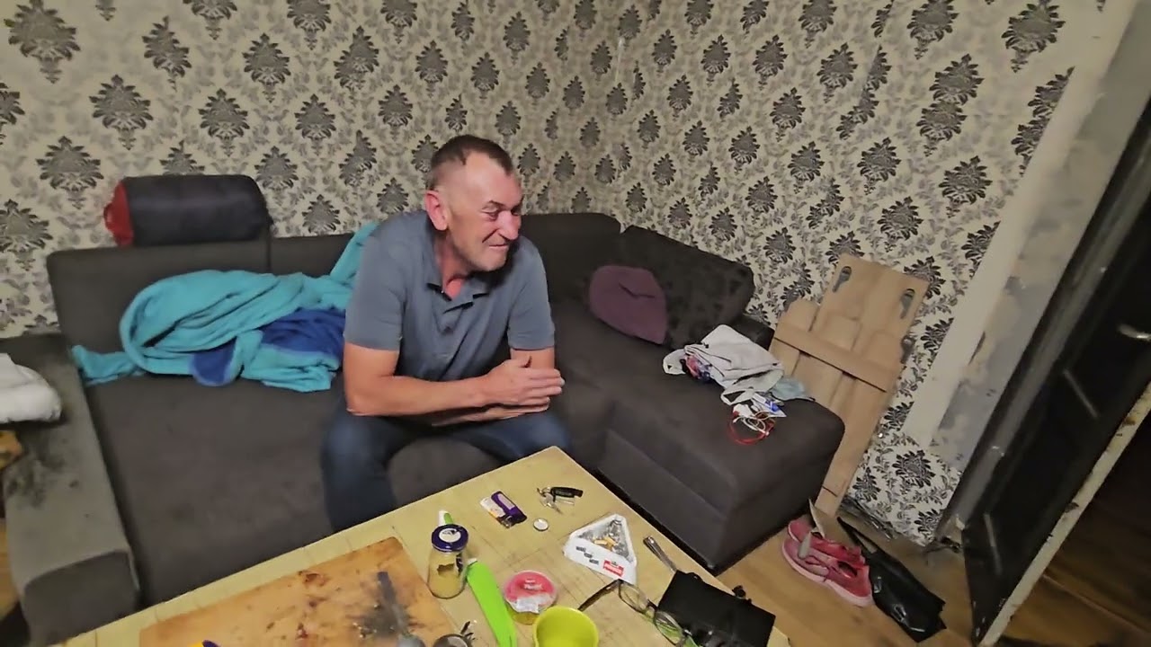 #bezdomni #odc 150 Jasiek siedzi, naloty