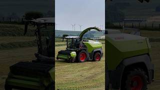 CLAAS 1200 demo machine certainly made its mark with contractors across the country last week! 🔥
