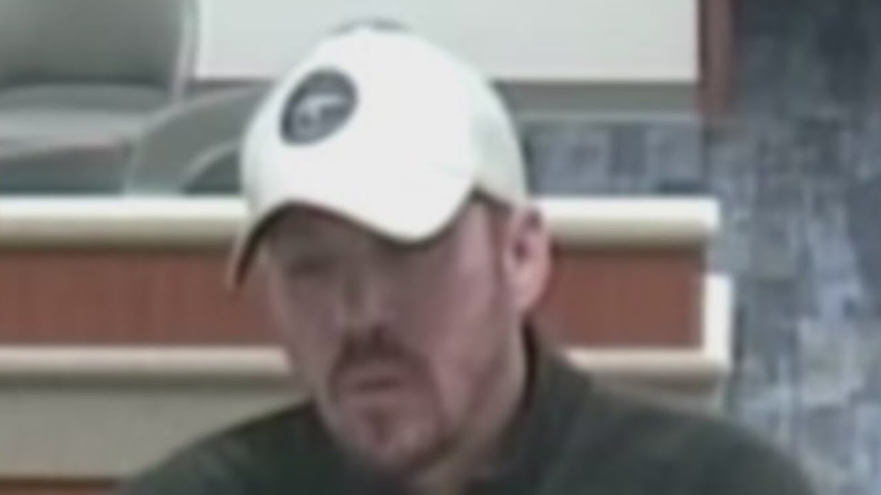 FBI seek suspect in bank robbery in Chicago suburb - YouTube