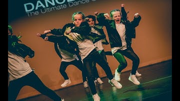 2017 - 2018 Qualifier 17 - New Born Crew (UnityEight)