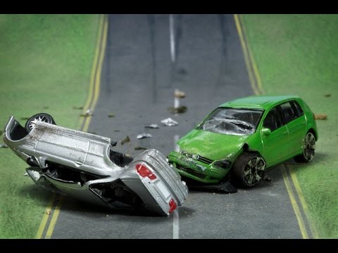 Vídeo: Quin percentatge d’accidents de cotxe són causats pels telèfons?