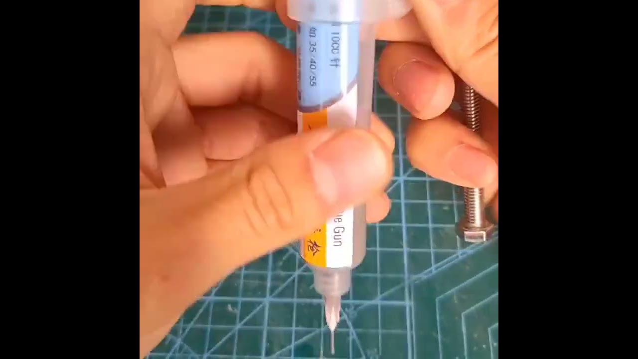 RELIFE RL-062A Manual Glue Gun 10cc Solder Flux