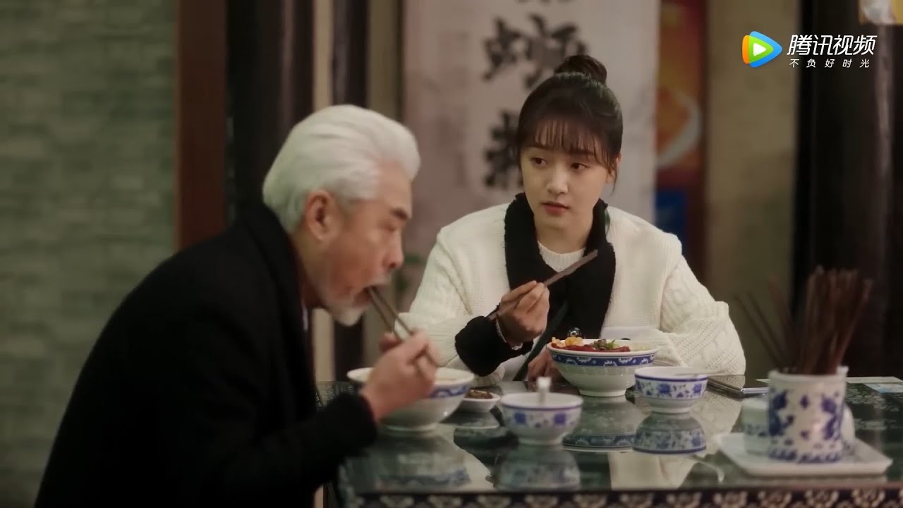 速看10 | 女孩偶遇董事長，沒想到身價過百億的老總竟鐘情於小店的螺螄粉 💥 中国电视剧