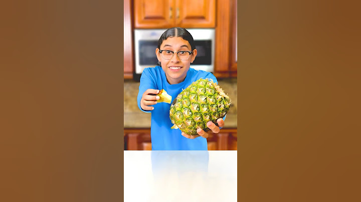 How to Open a Pineapple Without a Knife