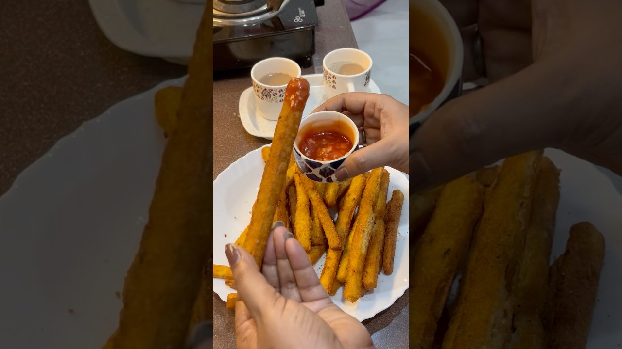 Ye Japan Mai famous h kya??🤔#delhiist #ytshorts #longfries #dailyvlog #snacks #fries #viralvideo