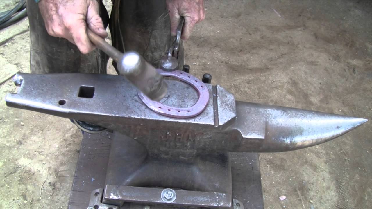 Shoeing For A Living (Tim Shannon): Heel Extension Shoe Modification