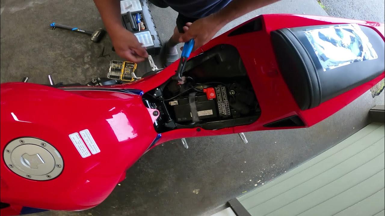 Gear indicator installation on 2021 CBR600RR USA model YouTube