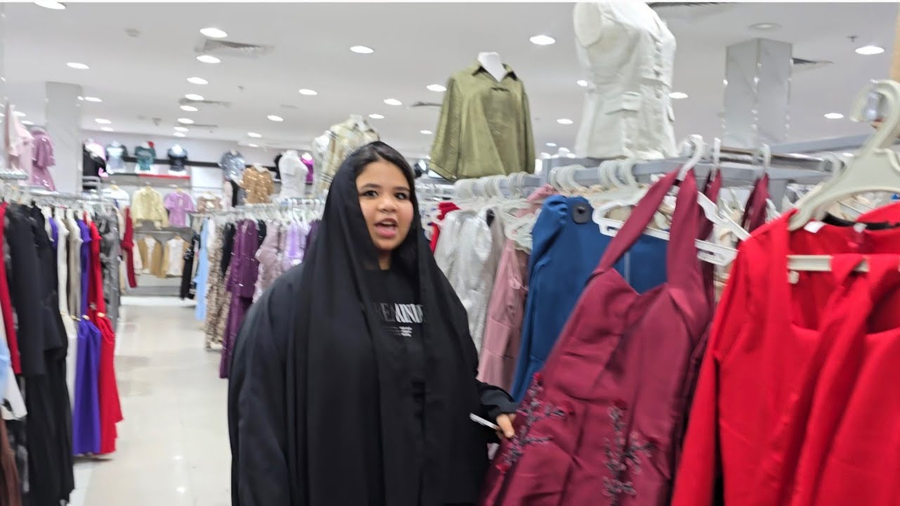 مشتريات عيد الفطر2025 مازال البحث مستمر على فستان العيد لريناد