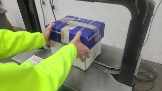 Signode LB 2000 Automatic Strapping Machine