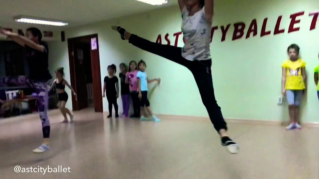 29.10.2018. @astcityballet W o r k o u t & R E H E A R S A L S..