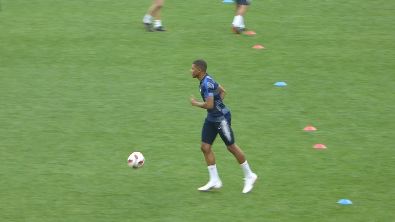 N'Golo Kanté Kylian Mbappé Benjamin Pavard France vs ...