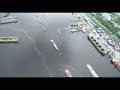 VL.ru - После Дня ВМФ бухта Золотой Рог покрылась нефтяной плёнкой