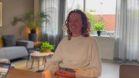 VRbio met Suzanne Teaser   HD 1080p