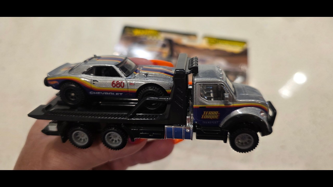 Hot Wheels Team Transport 67 Off Road Tout-Terrain Camaro Terra