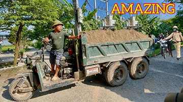 Công nông chở 1,5 khối cát độ máy nổ 24 ngựa cực khoẻ || Máy xúc múc cát lên xe ben tải || excavator