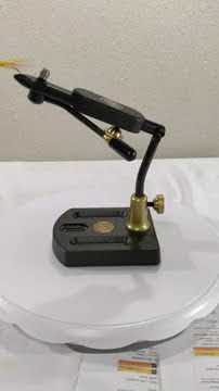 Shorts Regal Travel Fly Tying Vise - YouTube