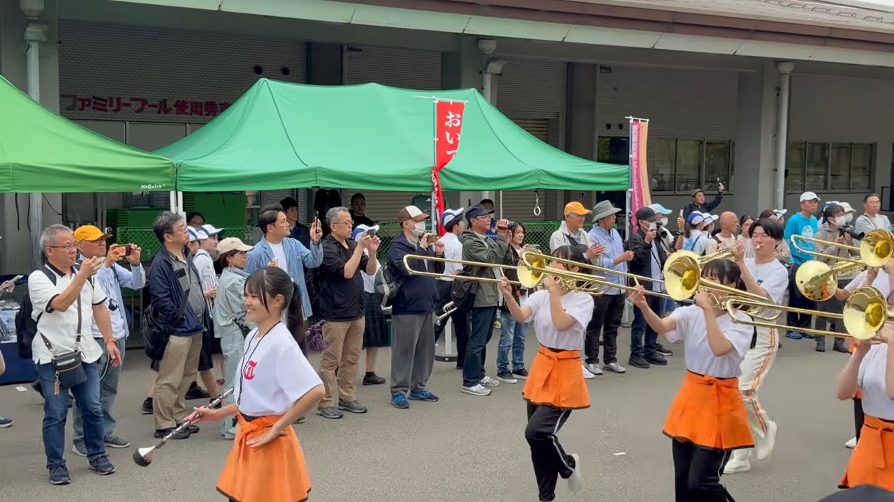 京都橘高校吹奏楽部 ブラスエキスポ2026パレード - YouTube