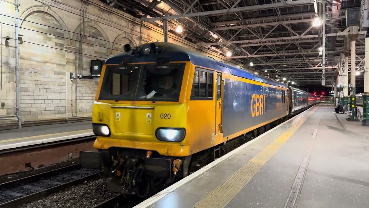 TRAINSPOTTING - GBRf Caledonian Sleeper Class 92 (92020)