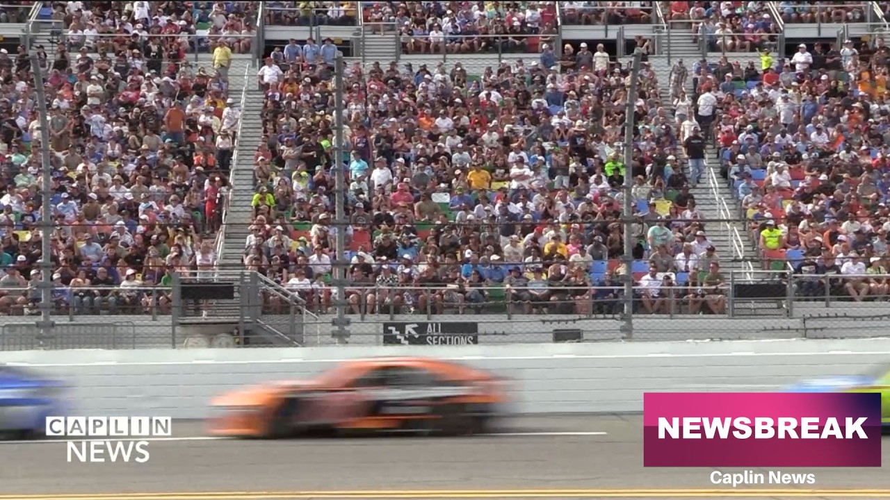 The Daytona 500 becomes a high-speed chase for victory lane