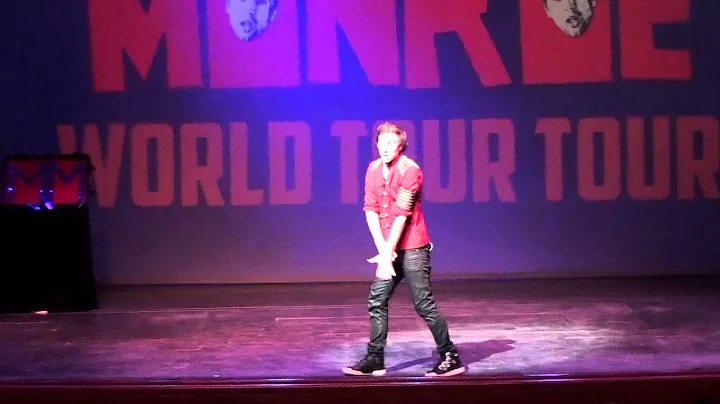 Comedy Juggler Marcus Monroe Destroys Heckler