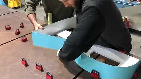 Bending channel letters manual process