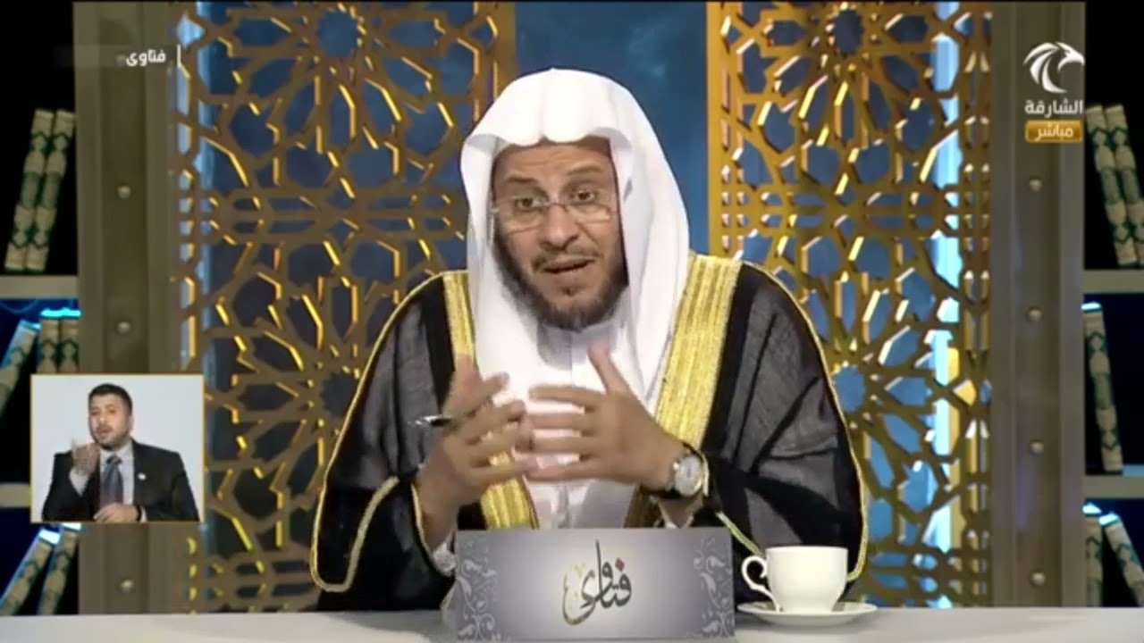 أنا أعلم أبنائي الصلاة، فأقيمهم معي في صلاتي، إلا انهم يشوشون على صلاتي،فما الطريقة لتعليمهم الصلاة؟