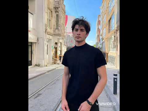 الممثل التركي   عزت يوكسوك