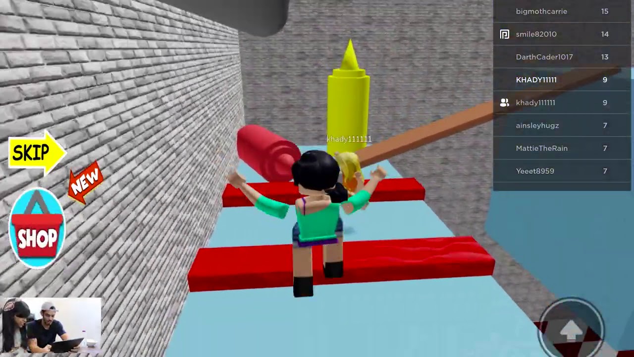 تحدي الهروب من الطباخ الشرير بين كادي وجوجو وبابا  !!!