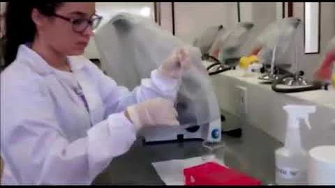 Como é feito o diagnóstico da eritroblastose fetal?