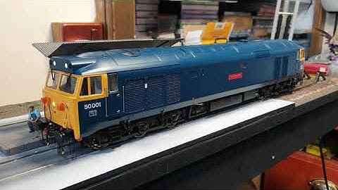 Heljan Class 50 O gauge. Unrefurbished conversion part 2. Dcc Sound Fitting