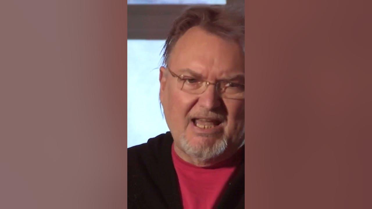 Lynyrd Skynyrd's Terrifying Incident With Ronnie 😦