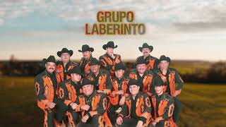 Miniatura de vídeo de "Grupo Laberinto - Pónganme Canciones Tristes (Letra Oficial)"