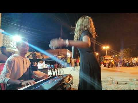 حفله الثورة الفنانة نجاة الدمازين العازف مياس طرب سوداني