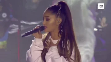 Ariana Grande   One Last Time (One Love Manchester) Live - HD