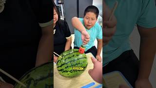 O Büyük Karpuz Parçası Da Kim?