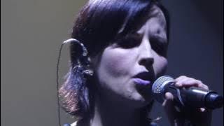 The Cranberries - Why - live w/ string quartet - London 2017