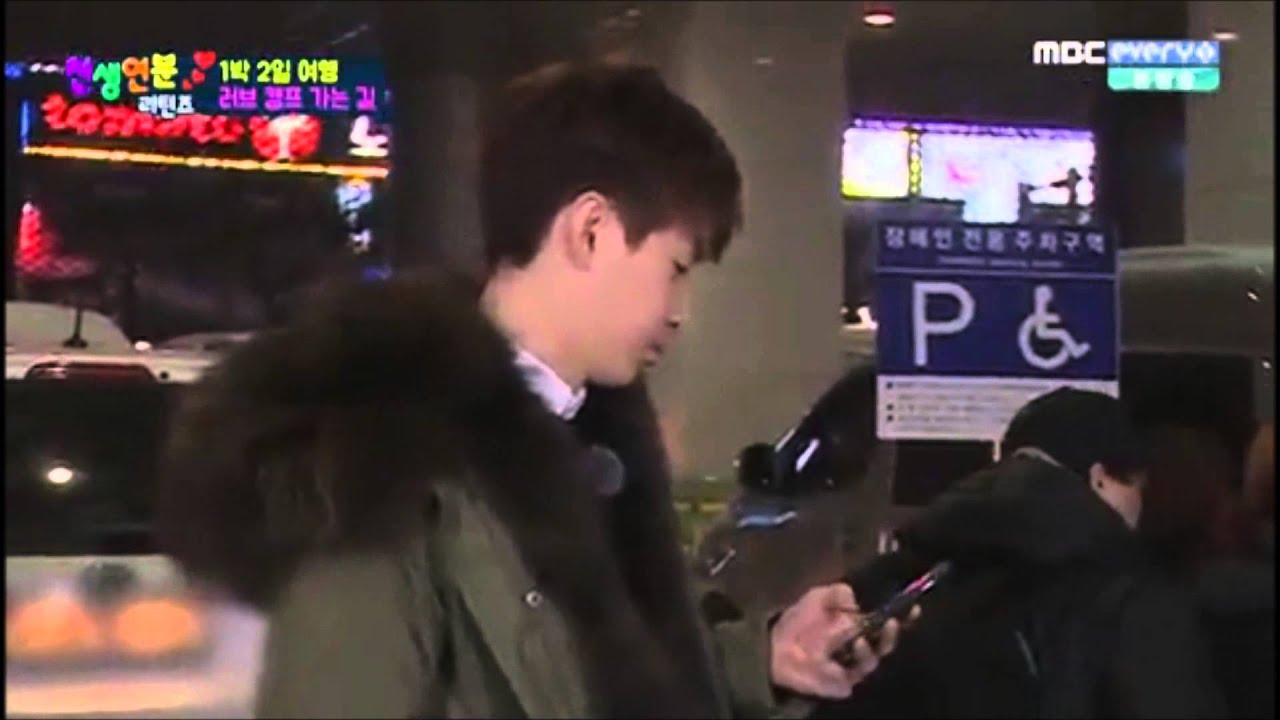 150317 Taemin and Narsha on the bus