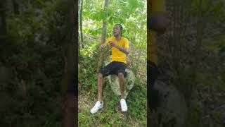 7GAD-Bup inna dem head video shoot woods scene on set. 📽📽🎬🎬🎶🎵🎤🎧🎙🔊