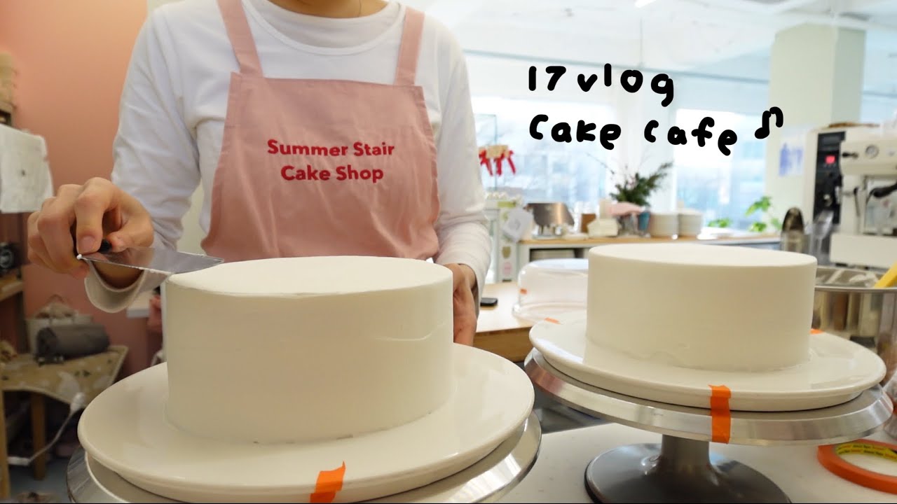 카페 브이로그) 두쫀쿠 때문에 발로나 초코 케이크 못 만들게 생겼어요, 크리스마스 트리 정리, 카페 음료 만들기 | 4K |  korean seoul cafe vlog