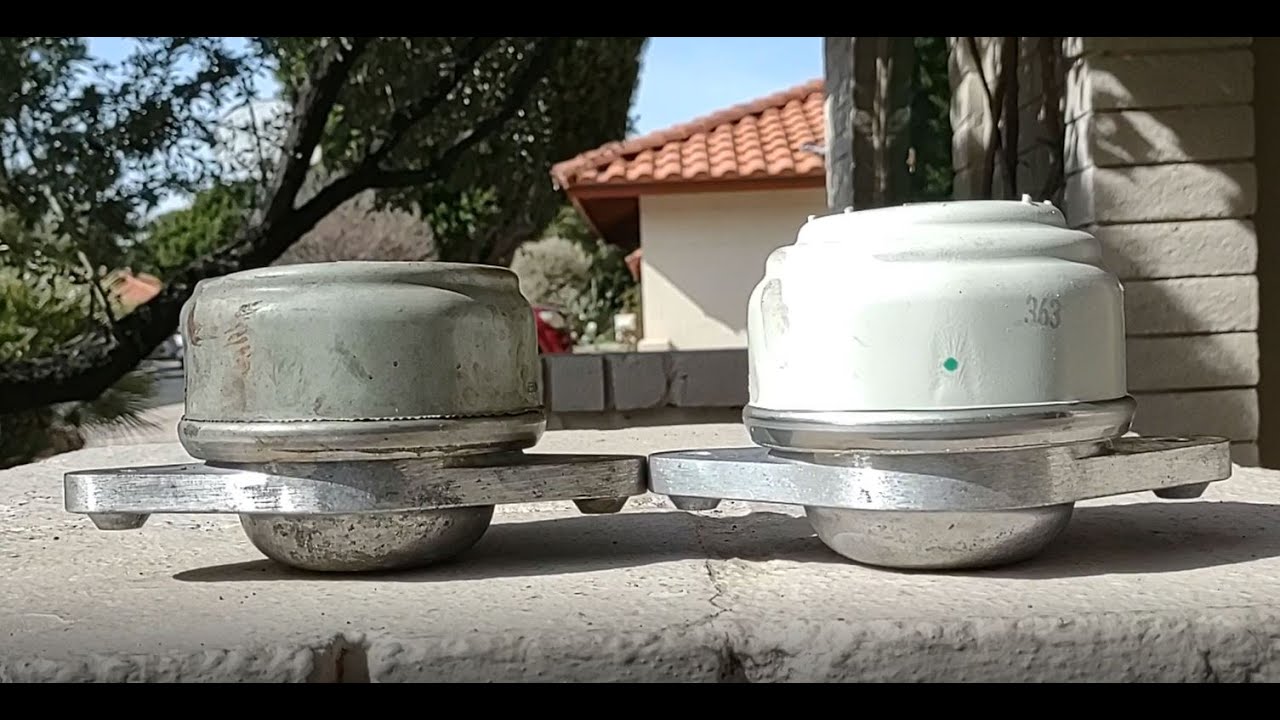 Mercedes GLK 350 X204 New vs. Worn Out Motor Mounts YouTube