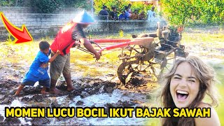 Momen lucu BOCIL ikut bajak sawah sama bapaknya