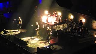 The Offspring - Come Out And Play + All I Want - Festhalle Frankfurt Am Main, Germany 2025 - 11 - 02 Resimi