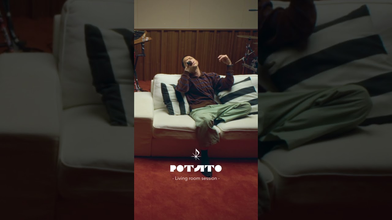 พระจันทร์ดวงเก่า - POTATO  [SHORT]「Living room session」 #potatoband #livingroomsessions