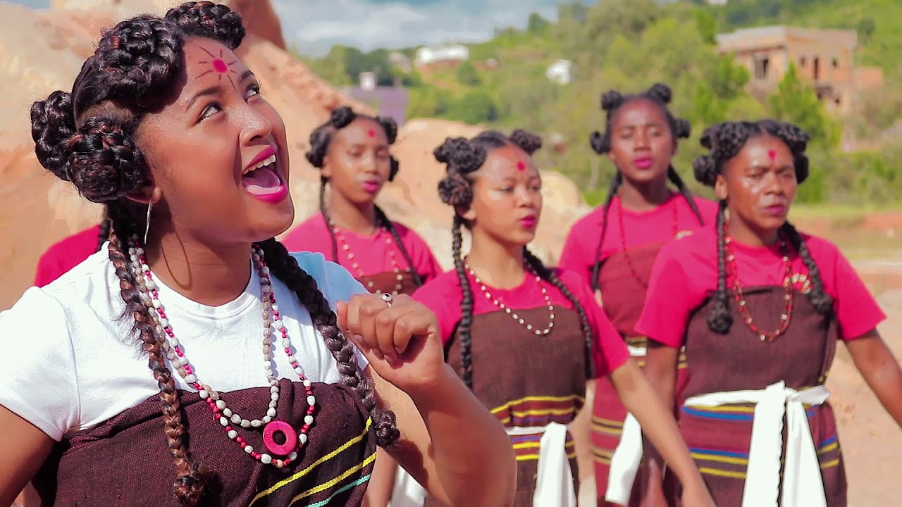 KEROBIMA Fiadanana   Malahelo lava