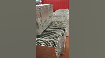 grating steps and steel grating in delivery