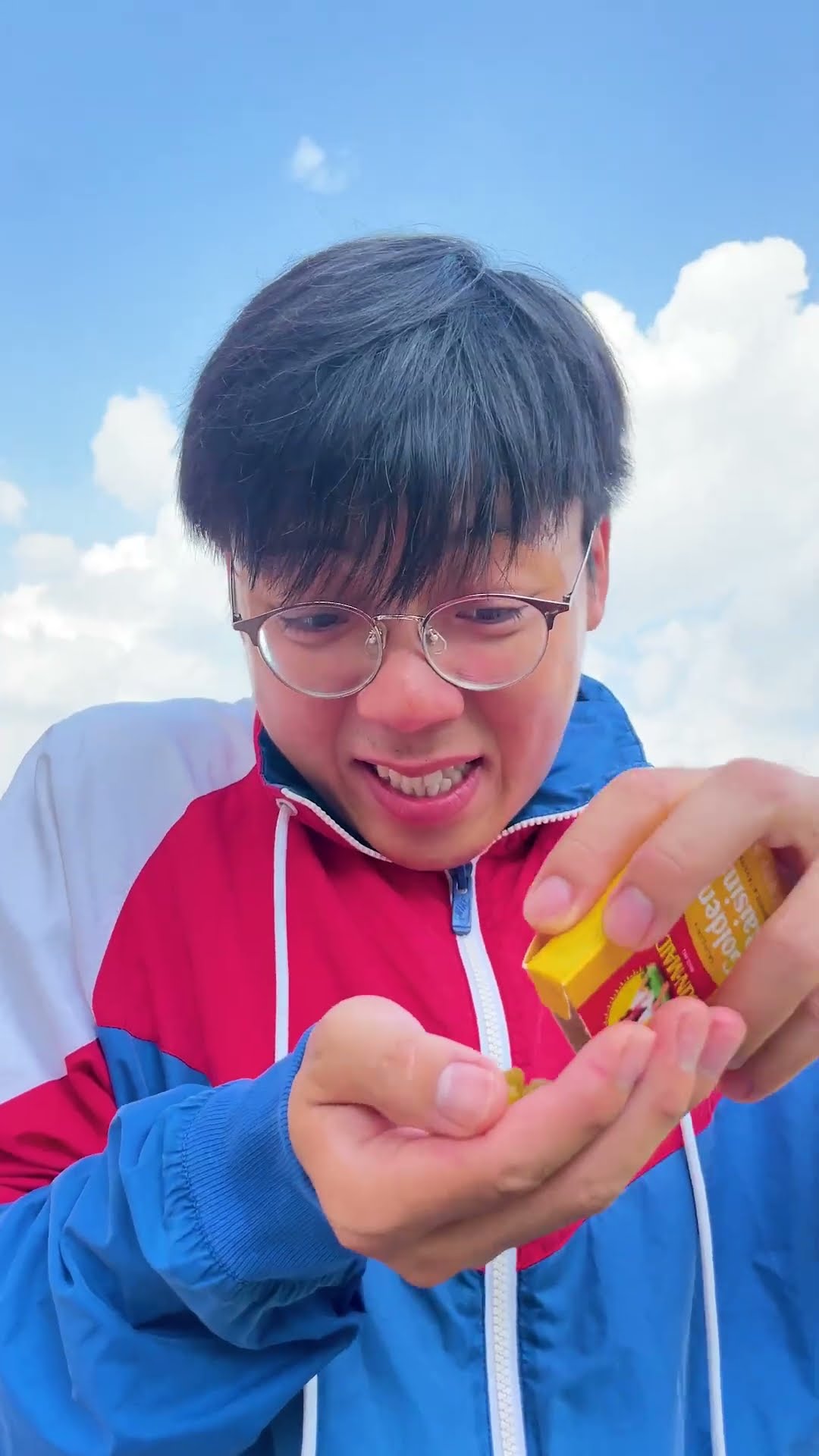 The FASTEST way to MAKE GREEN GRAPES! #shorts #mingweirocks